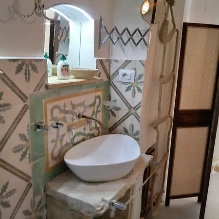 בית נופש La Terrazza On Acquaviva מריטימה